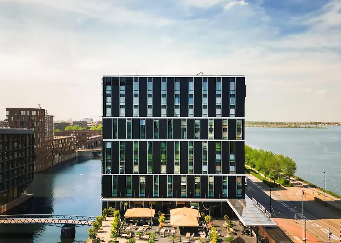 Four ElementsAlbergo